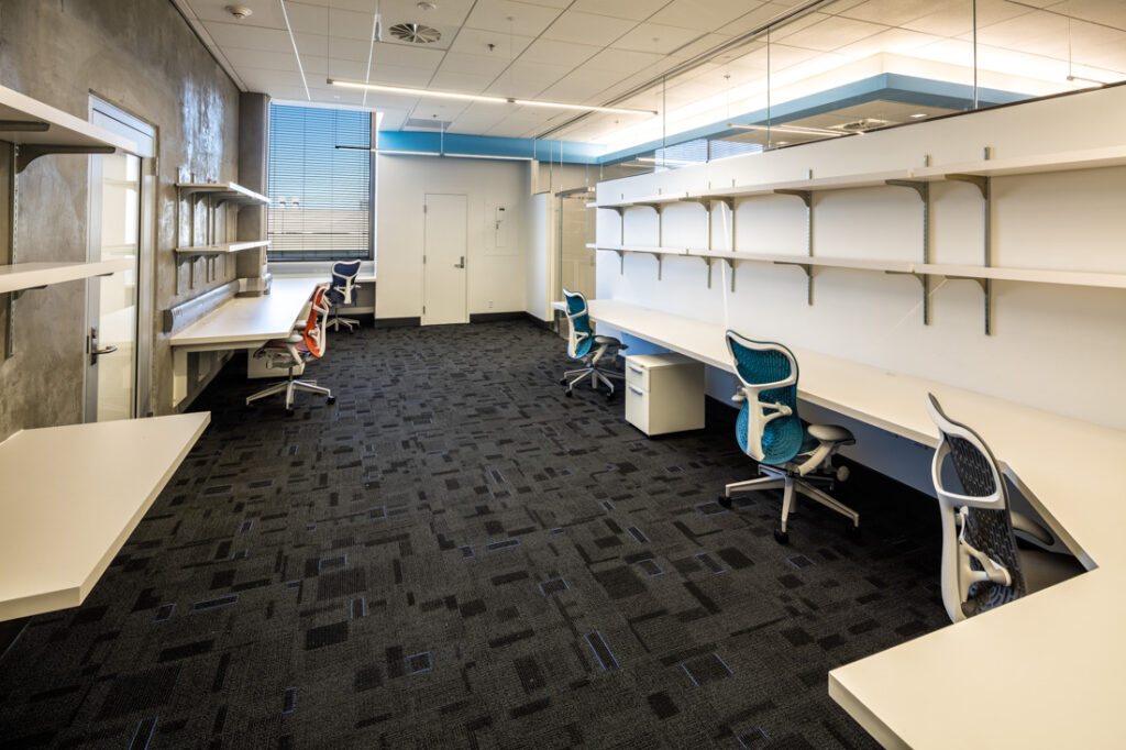 LEBA Architects | Renovated BSL2+ Computational and Wet Laboratory at Boyer Hall, UCLA