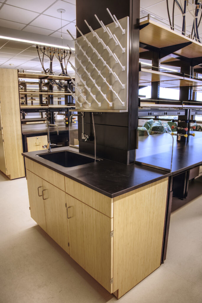 LEBA Architects | Renovated Wet Lab Research Space at Factor Building, UCLA
